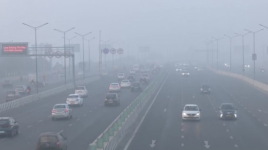 WFH to Vehicle Entry Ban: Delhi Government Rolls Out Strict Anti-Pollution Curbs From Today